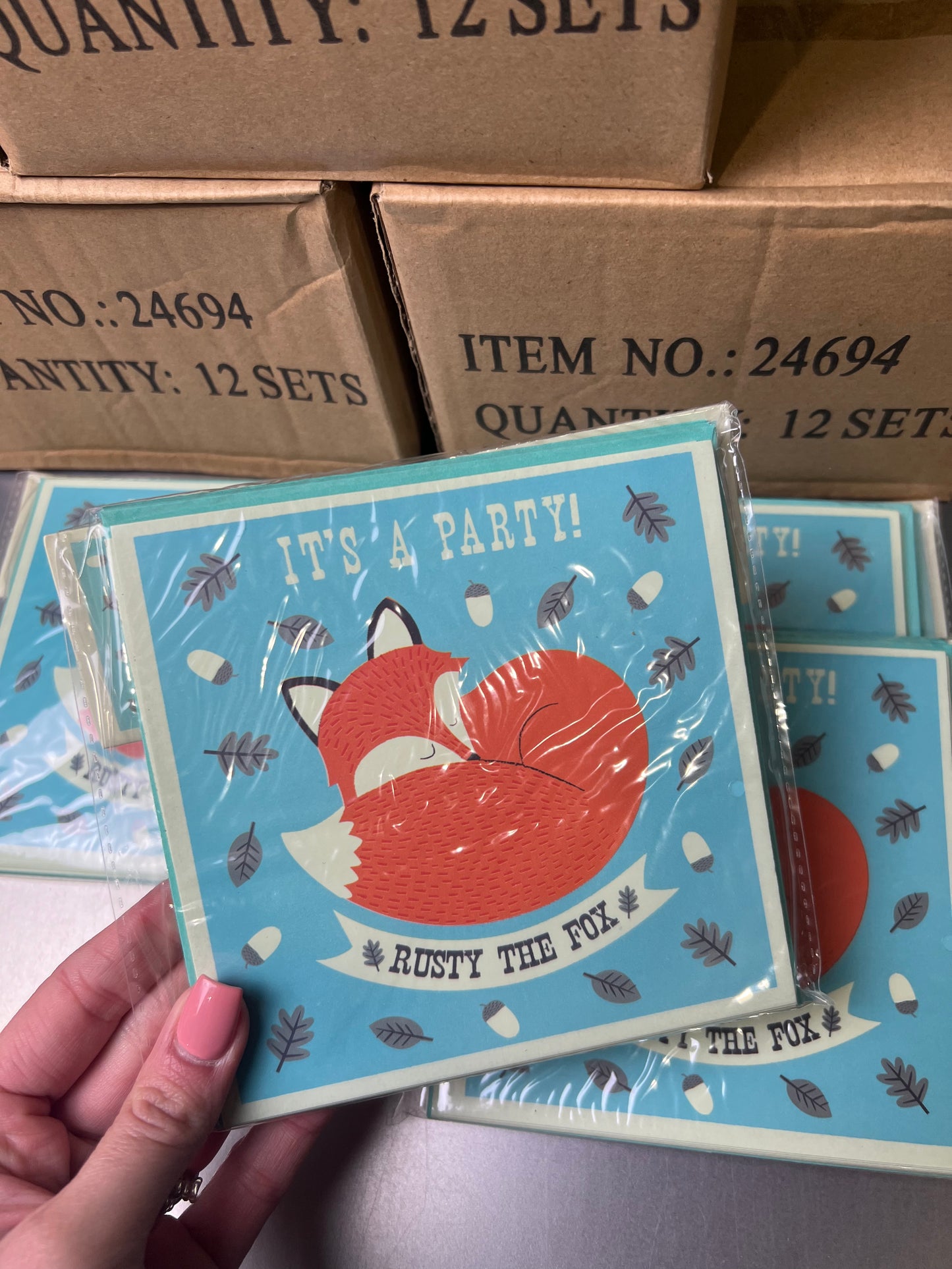 40 Packs of Party Invites - Fox